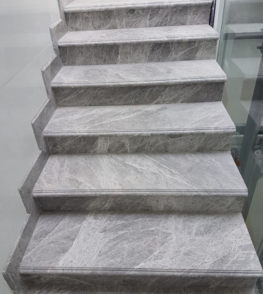 Mẫu Cầu Thang Đá Đẹp 