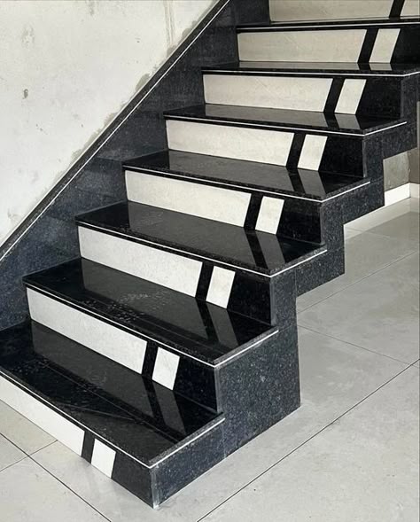 Đá Hoa Cương Bến Lức